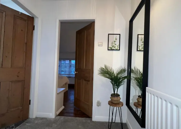 40 High Street * Swainby